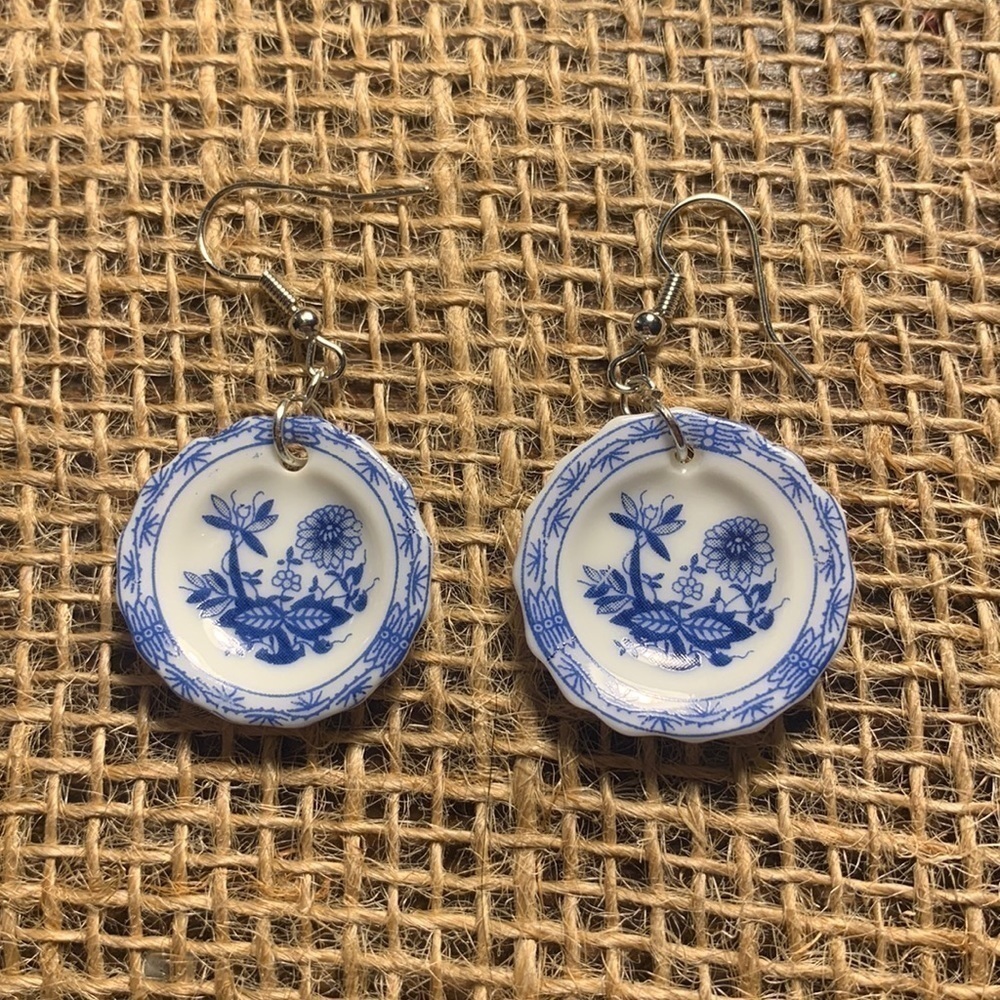 NWT Handmade Plate Earrings